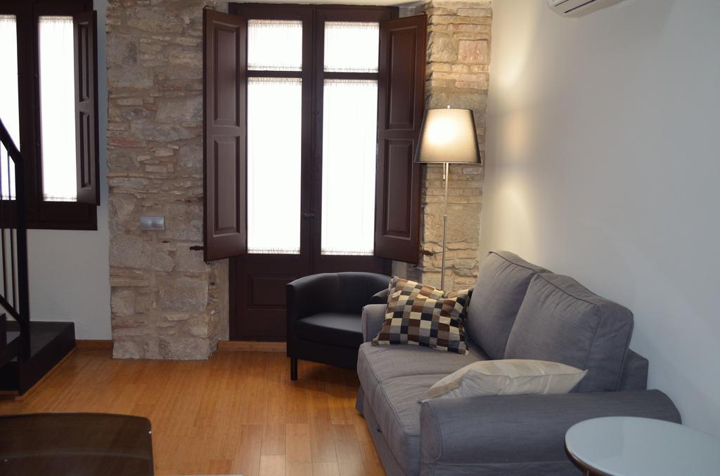 شقة Girona Housing Ginesta 9 الغرفة الصورة